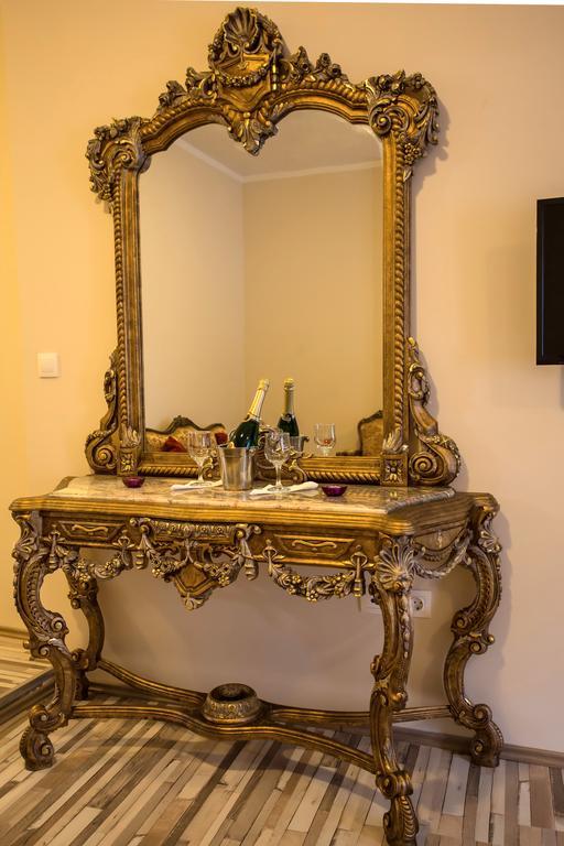 מוסטר Hotel Hana חדר תמונה