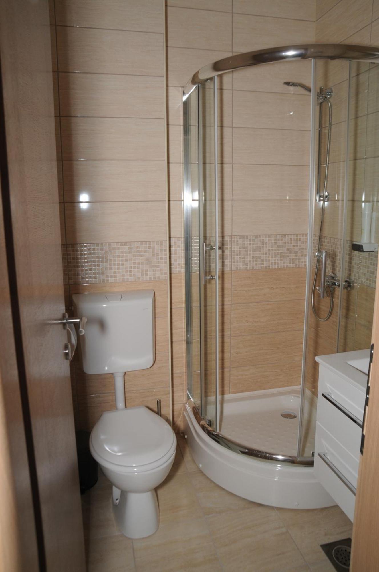 מוסטר Hotel Hana חדר תמונה